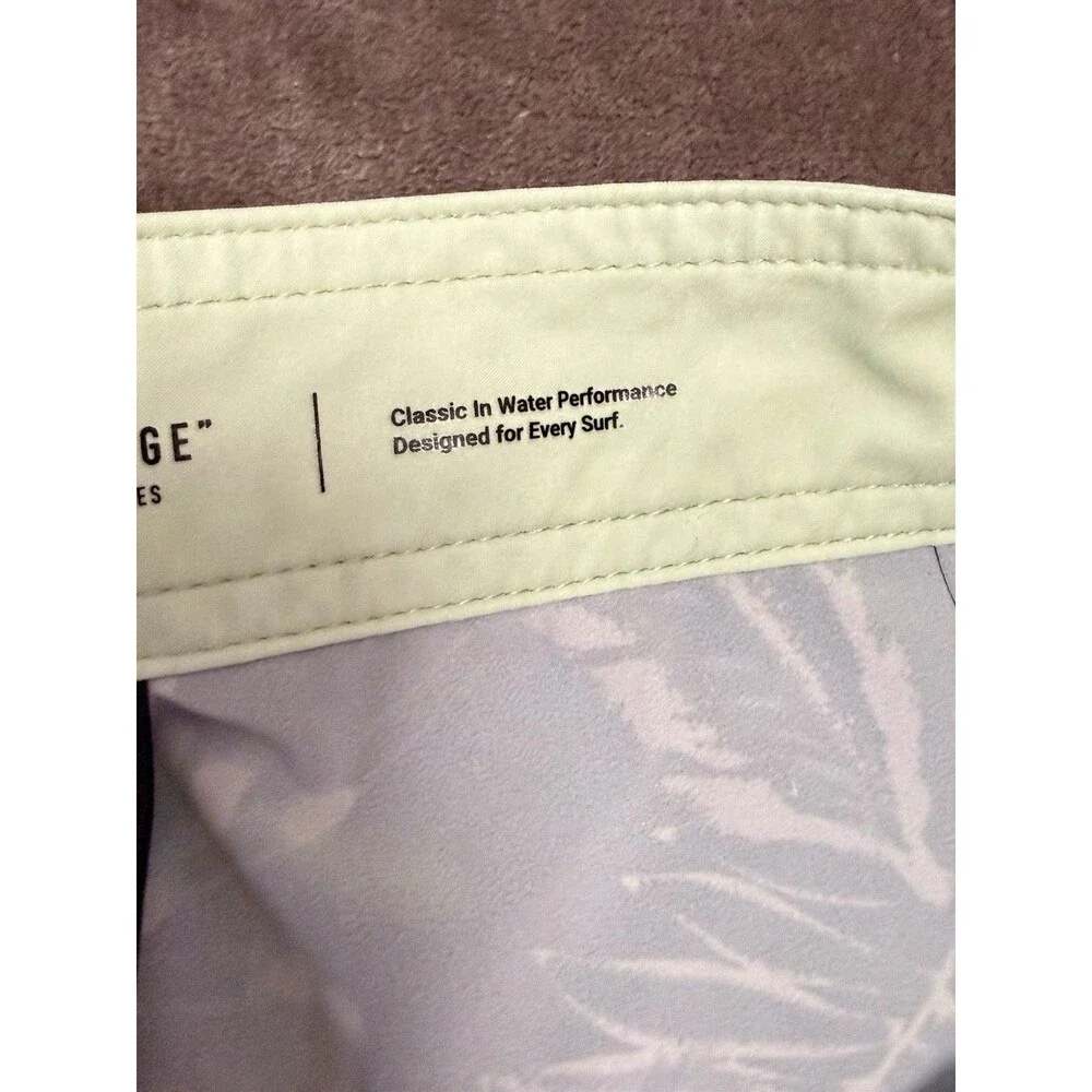 Roark The Passage Boardshorts 31 Tarantula Snake Zip Pocket Surf Swim Trunks